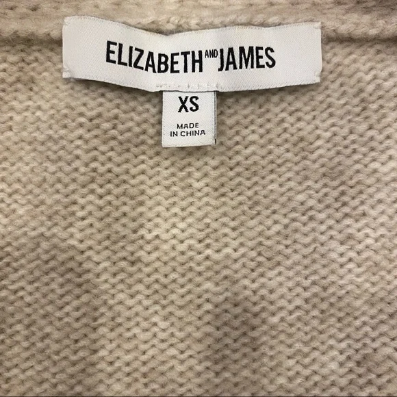 ELIZABETH AND JAMES belted V-neck oatmeal colored sweater - Picture 5 of 8